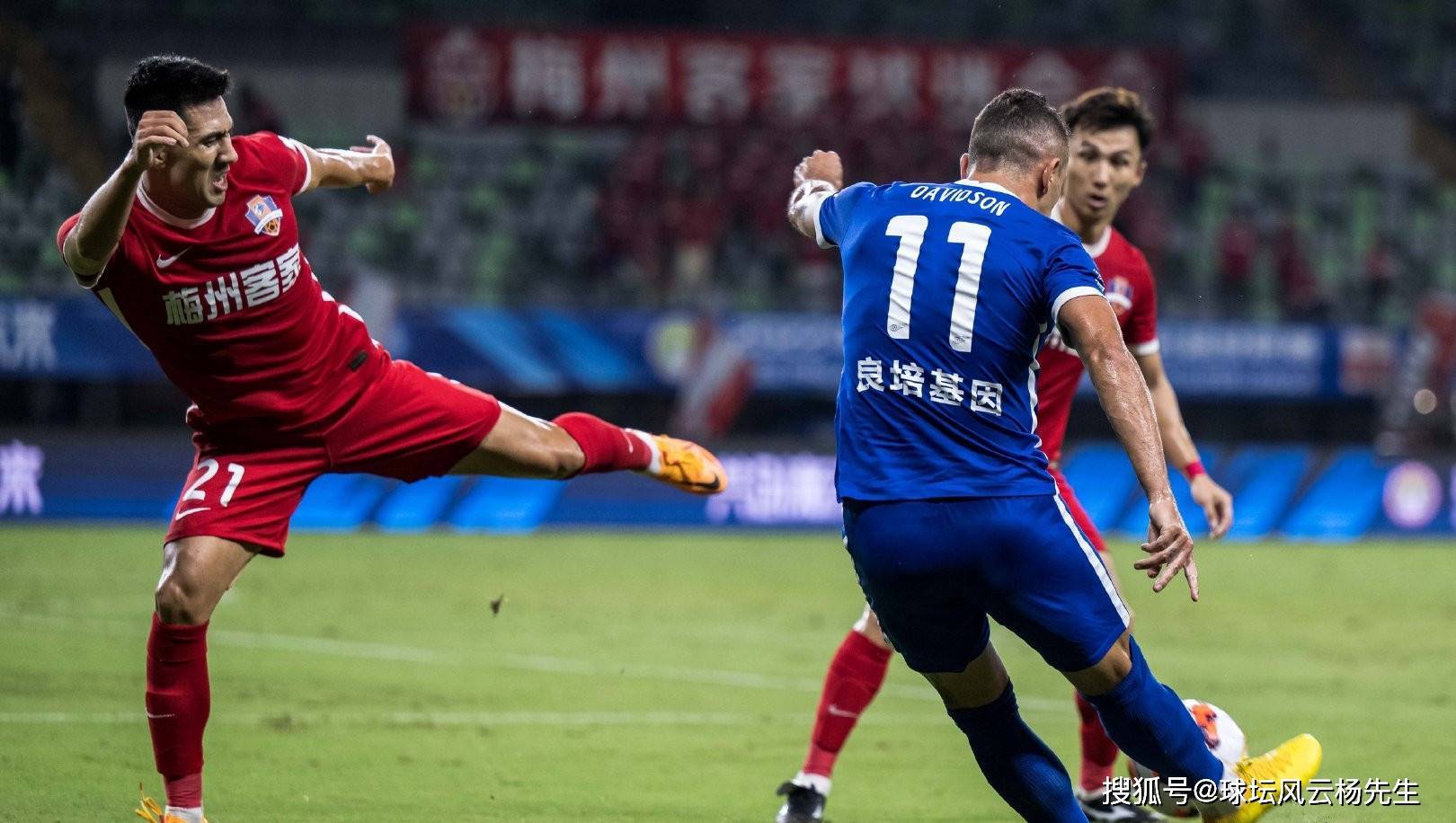 武汉三镇足球俱乐部的微博