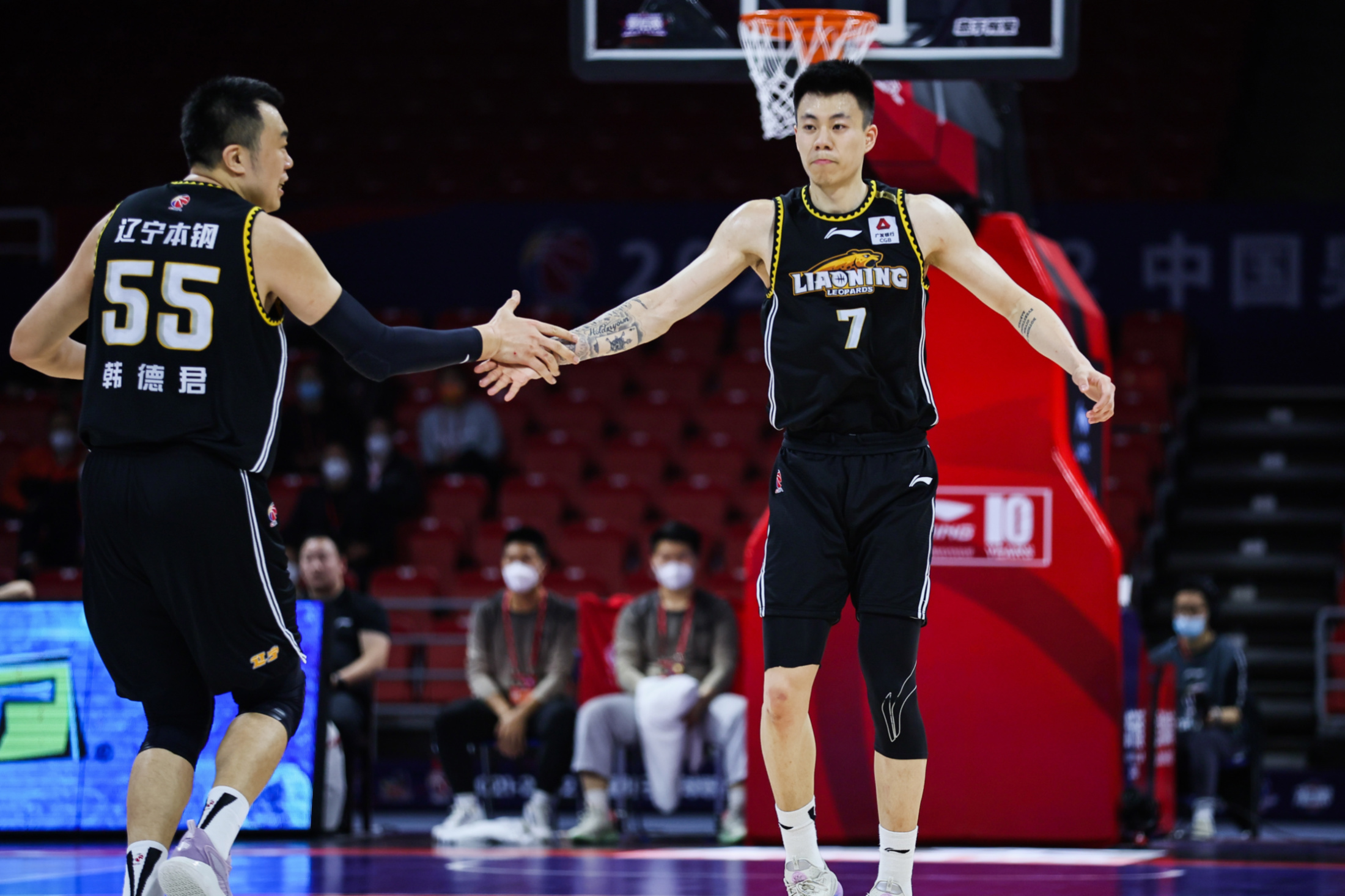 广东男篮直播今晚比赛